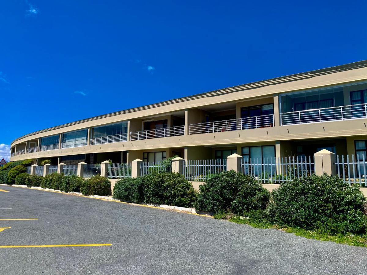 דה קלדרס Sage At Whale Cove - Sea Facing Apartment מראה חיצוני תמונה